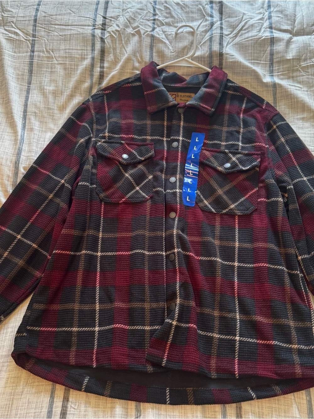 BRAND NEW WITH TAGS Men's Plaid Button-Up Shirt